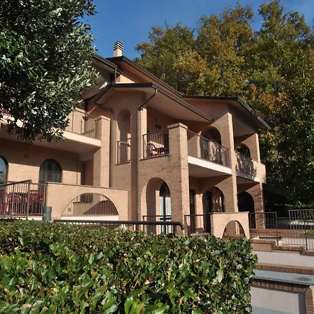 In Near Mount Subasio Сasa de vacaciones Asís